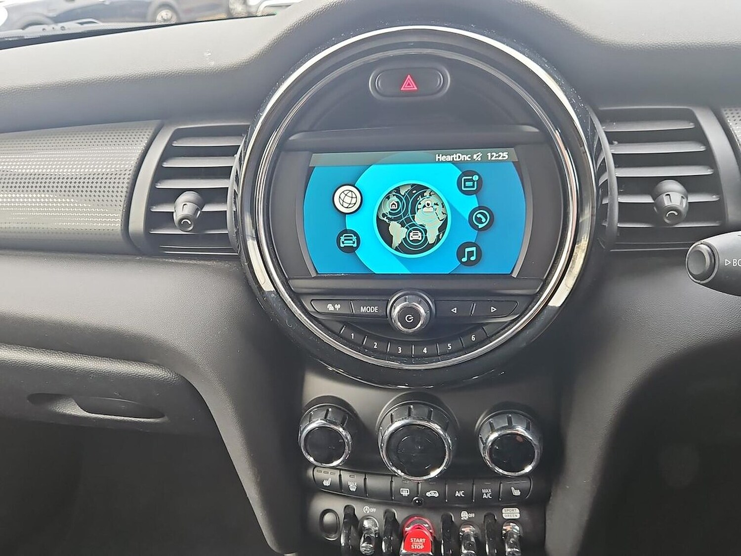 Used MINI Hatch 2019 for sale - 76450543: Photo 11