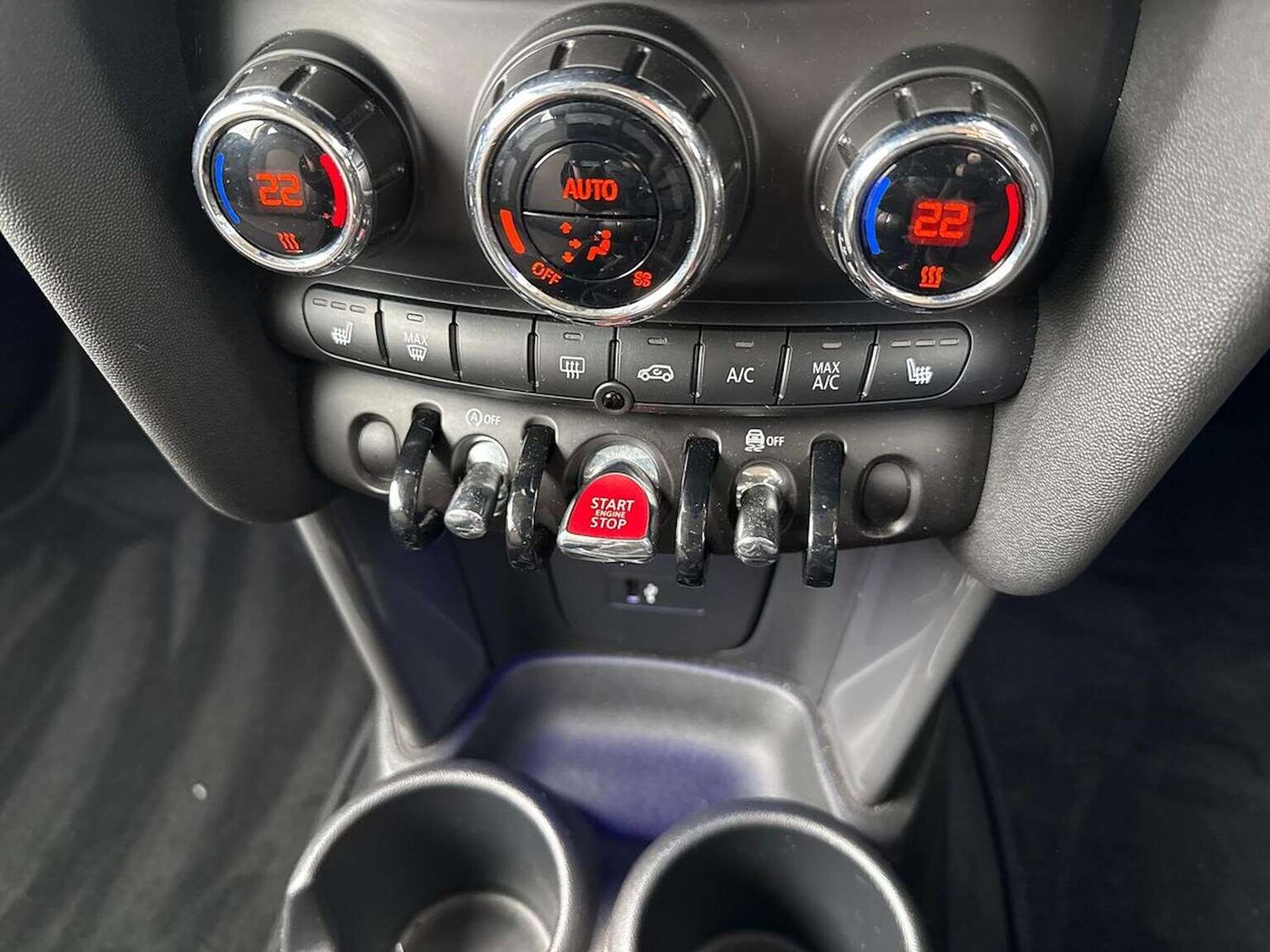 Used MINI Hatch 2021 for sale - 76596191: Photo 12