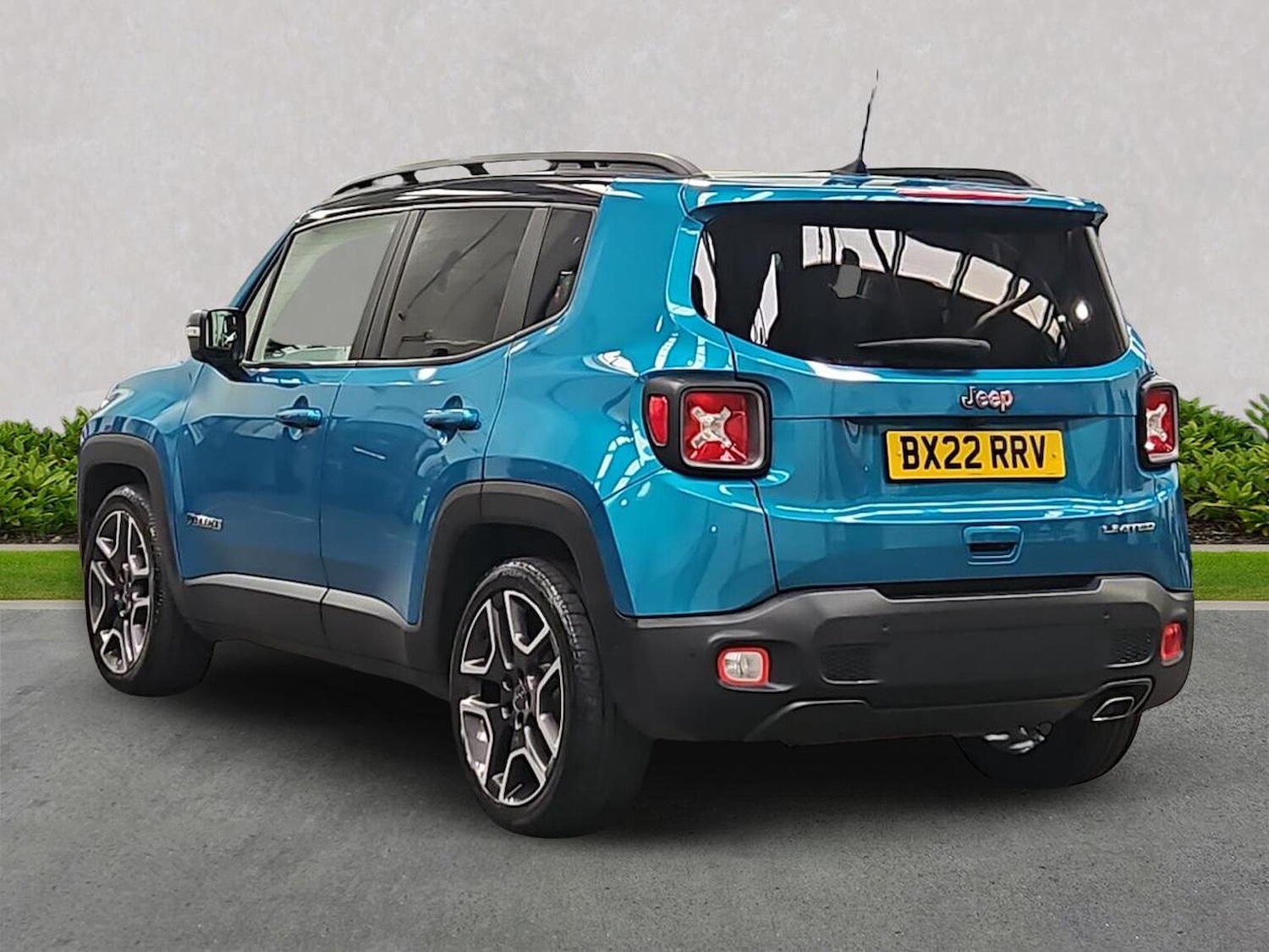 Used Jeep Renegade 2022 for sale - 76598977: Photo 2