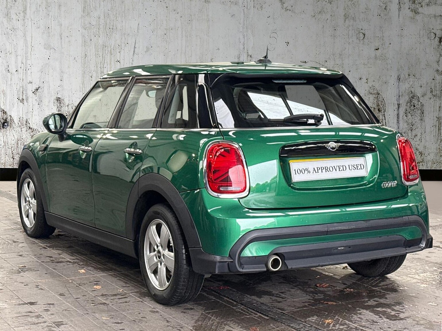 Used MINI Hatch 2021 for sale - 76464652: Photo 2