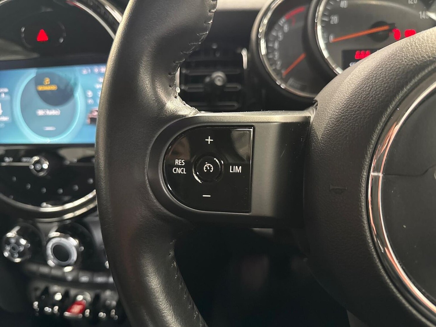 Used MINI Hatch 2021 for sale - 76464652: Photo 25