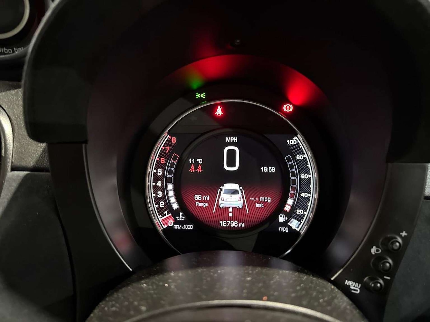 Used Abarth 695 2022 for sale - 77845342: Photo 10