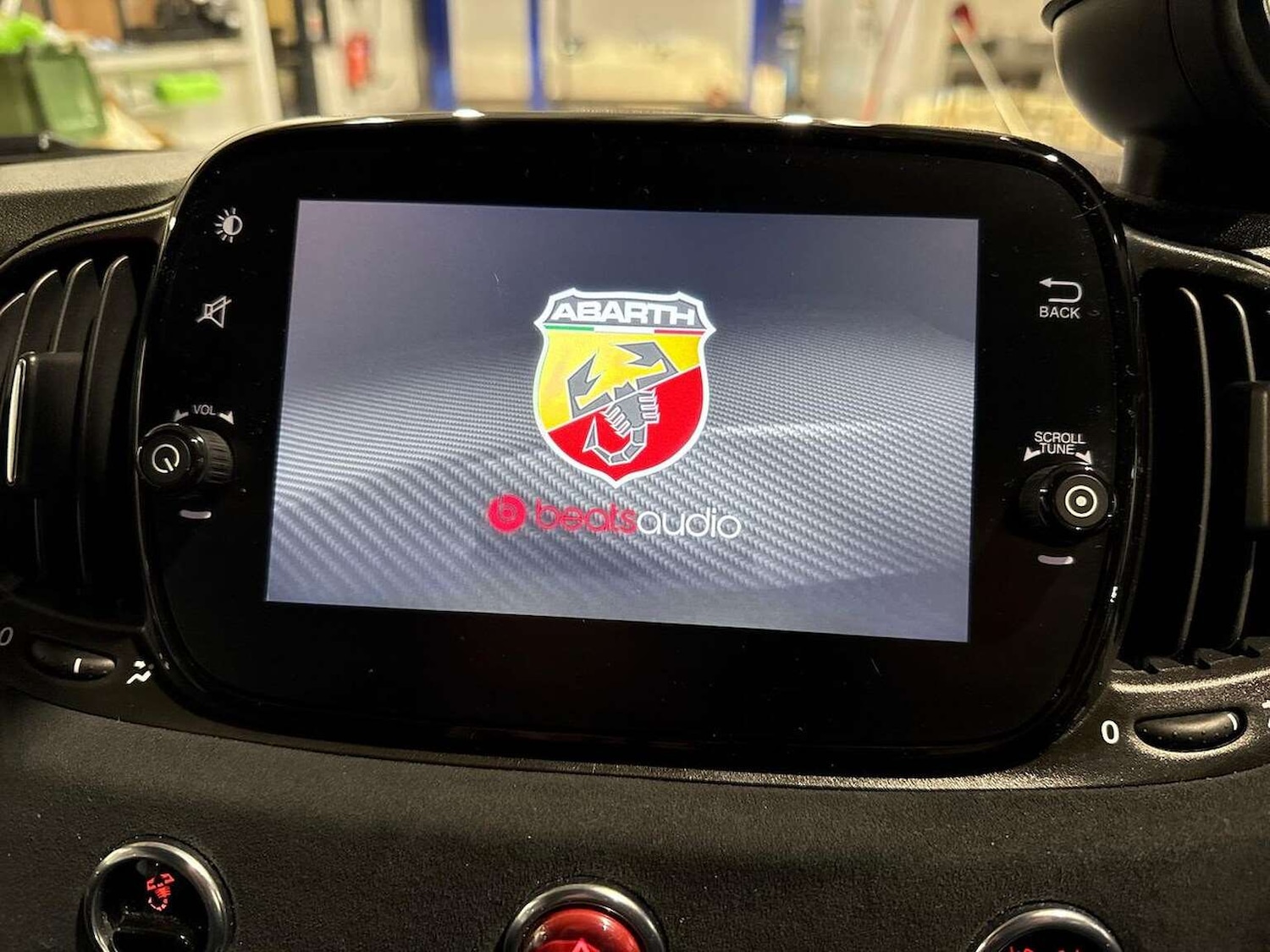 Used Abarth 695 2022 for sale - 77845342: Photo 11