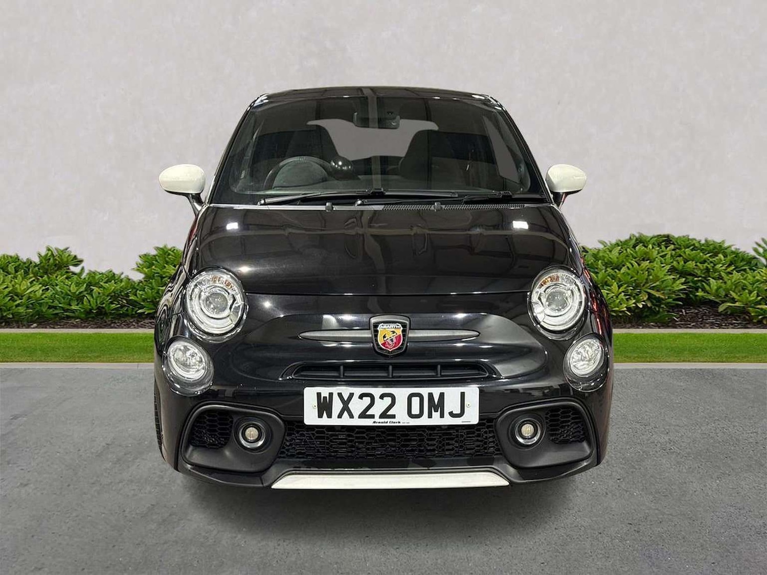 Used Abarth 695 2022 for sale - 77845342: Photo 5