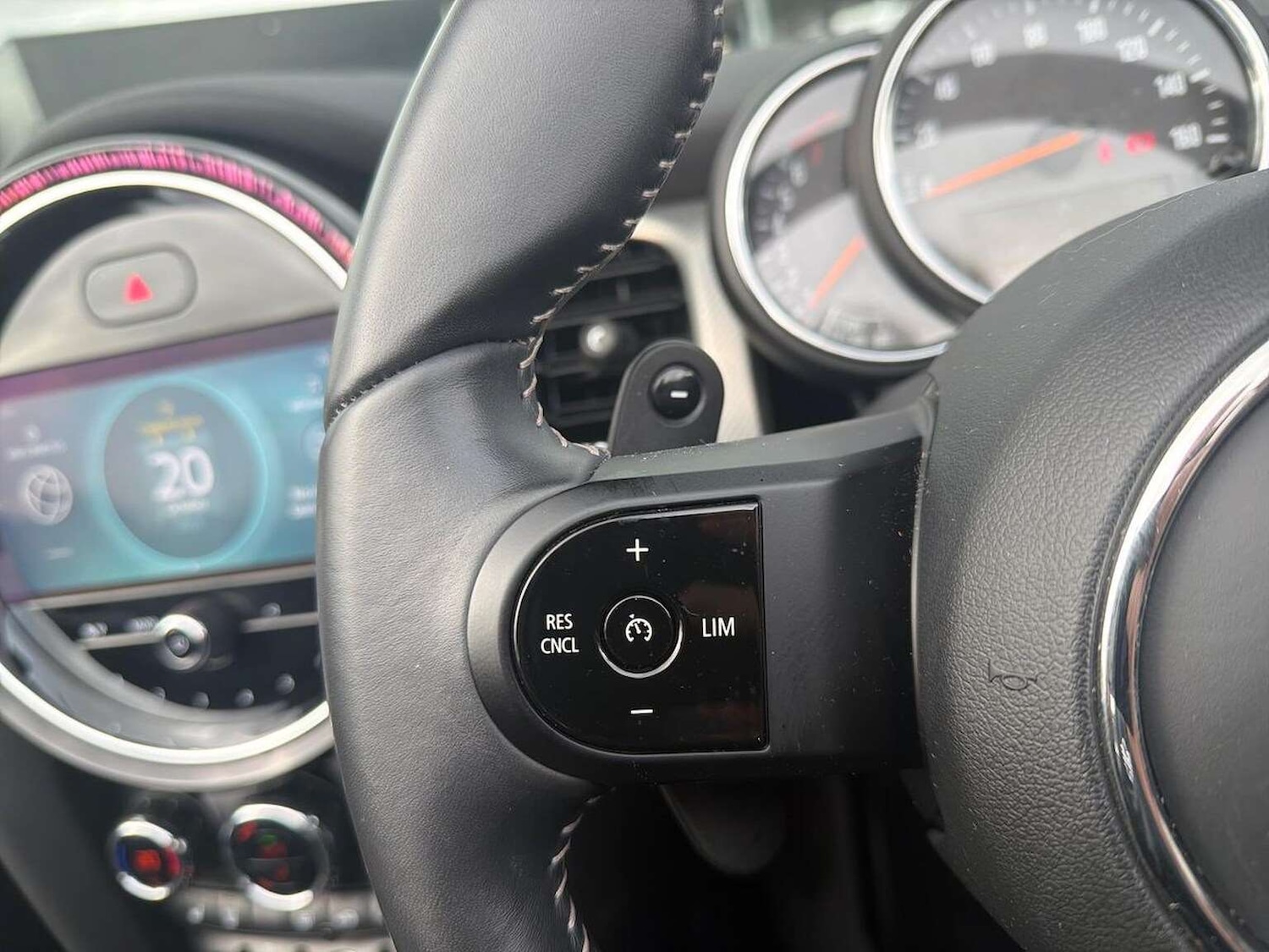 Used MINI Convertible 2022 for sale - 76596150: Photo 25