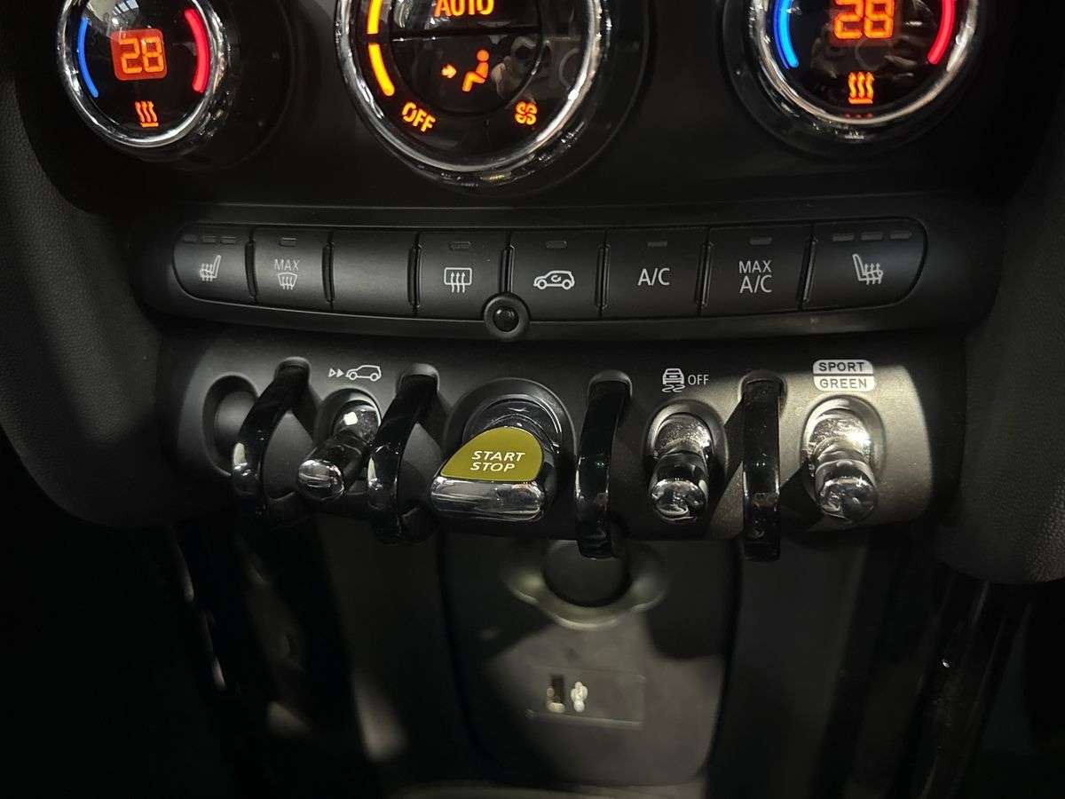 Used MINI Hatch 2022 for sale - 78196129: Photo 12