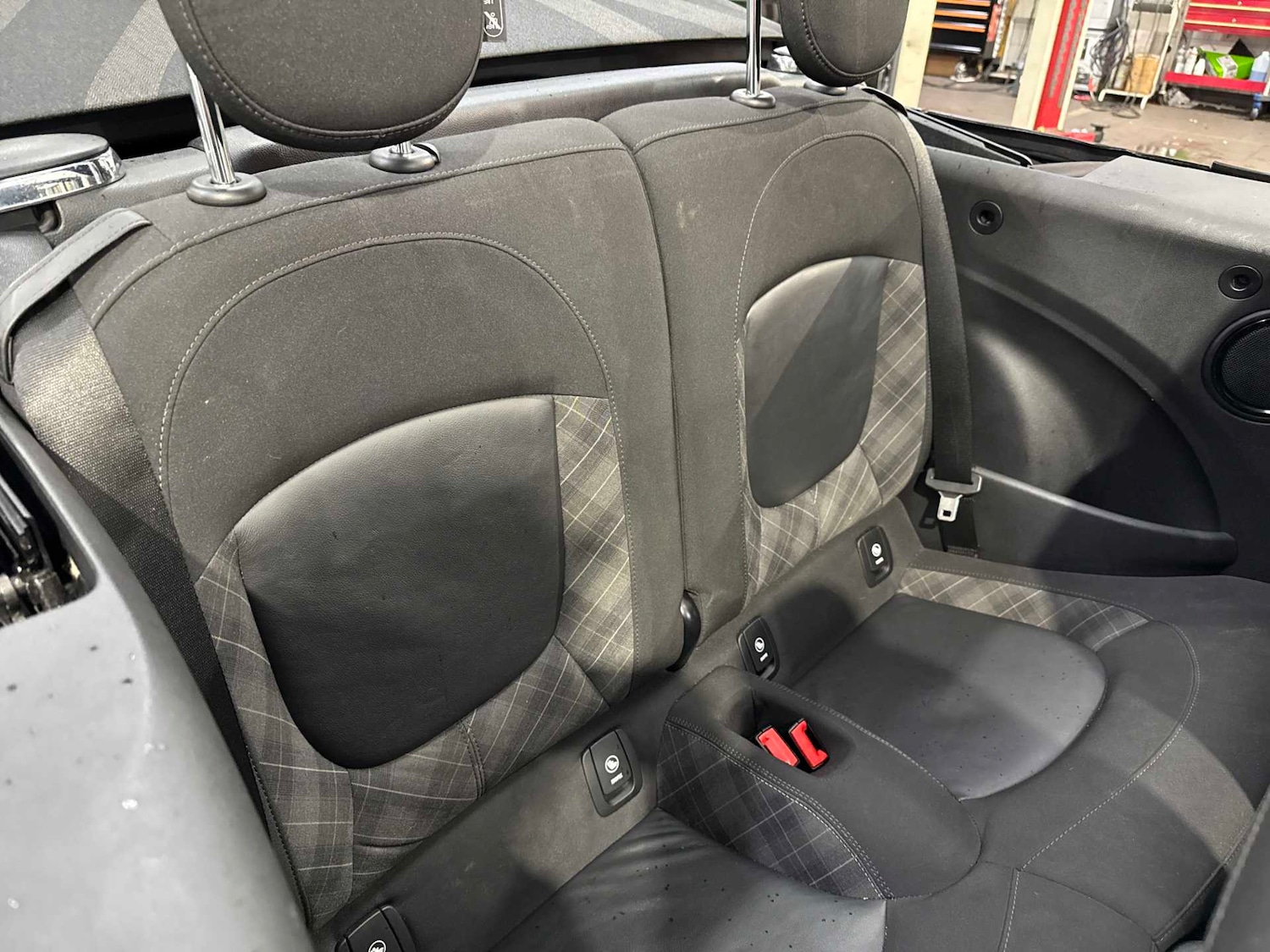 Used MINI Convertible 2018 for sale - 76879675: Photo 15