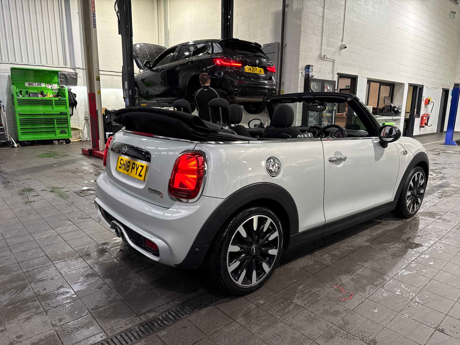 Used MINI Convertible 2018 for sale - 76879675: Photo 17