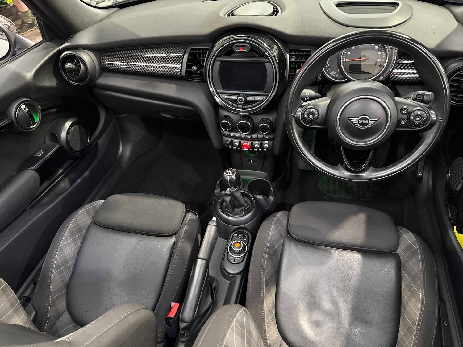 Used MINI Convertible 2018 for sale - 76879675: Photo 7