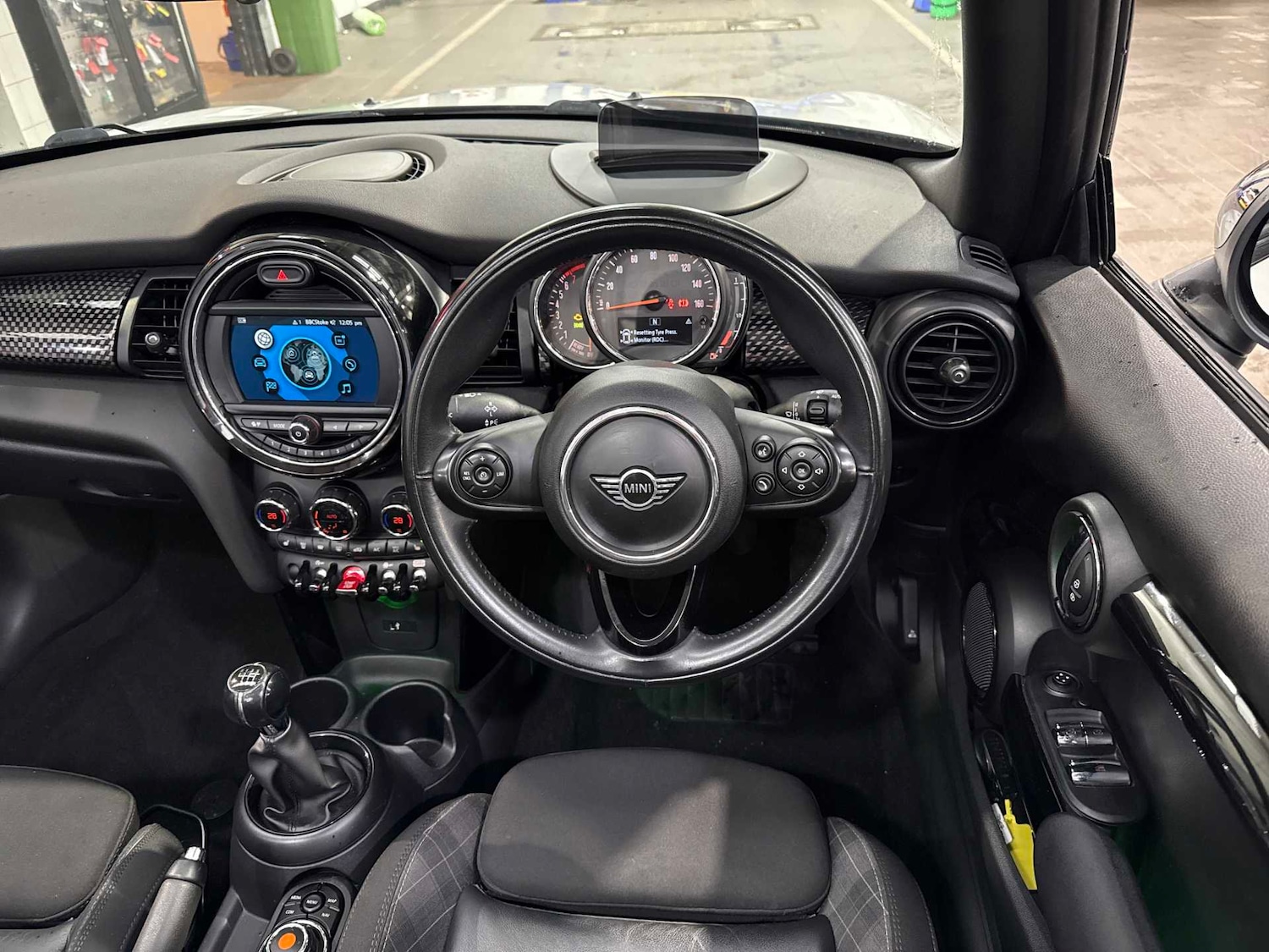 Used MINI Convertible 2018 for sale - 76879675: Photo 8