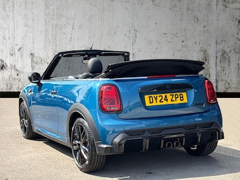 Used MINI Convertible 2024 for sale - 75561739: Photo