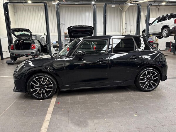Used MINI Cooper 2024 for sale - 76237010: Photo 19