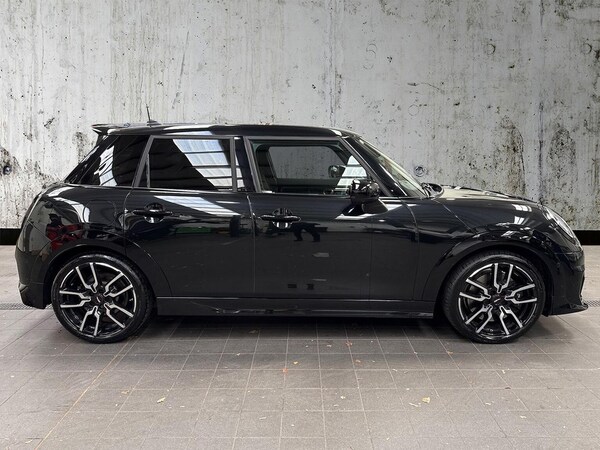 Used MINI Cooper 2024 for sale - 76237010: Photo 3