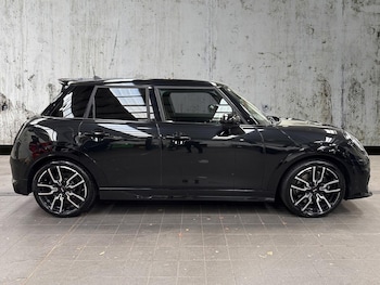 Used MINI Cooper 2024 for sale - 76237010: Photo 3
