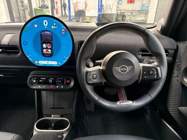 Used MINI Cooper 2024 for sale - 76237010: Photo 9
