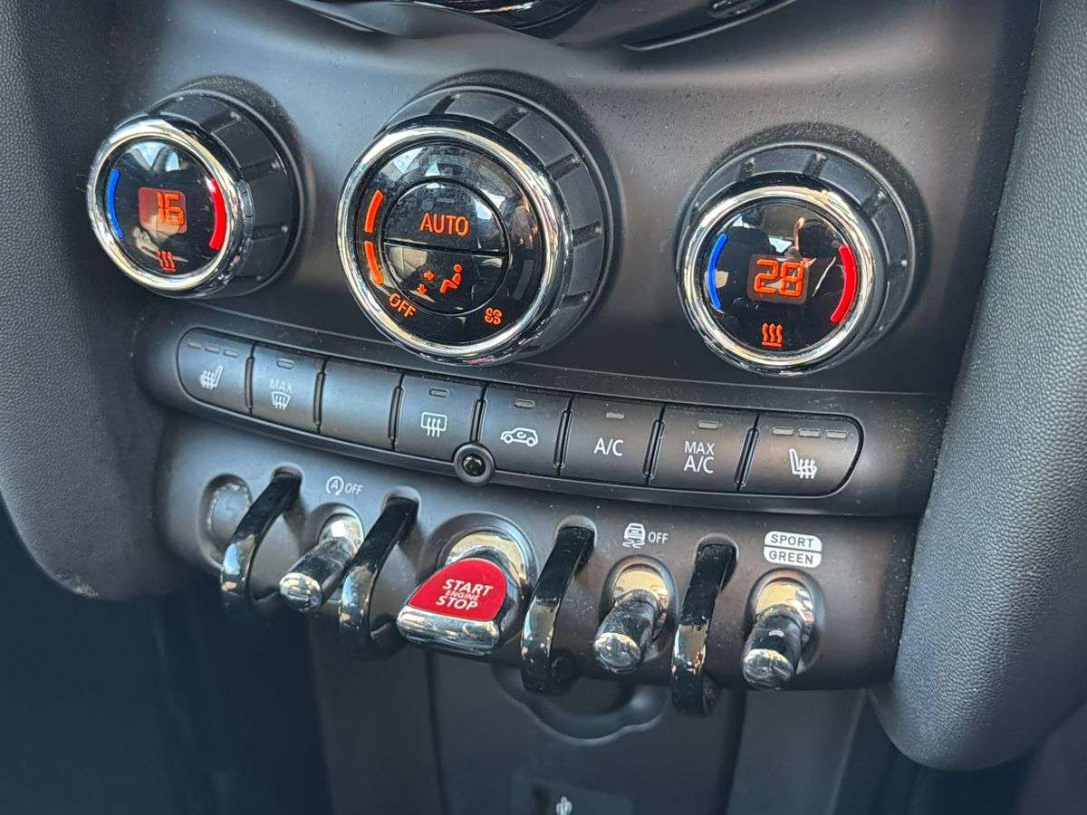 Used MINI Hatch 2023 for sale - 78196138: Photo 12