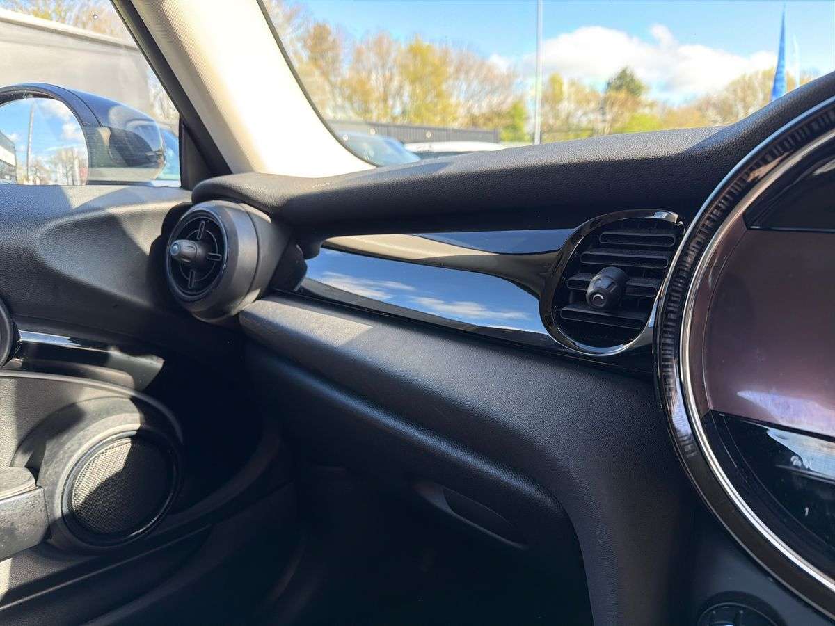 Used MINI Hatch 2023 for sale - 78196138: Photo 24