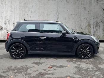 Used MINI Hatch 2020 for sale - 76418218: Photo