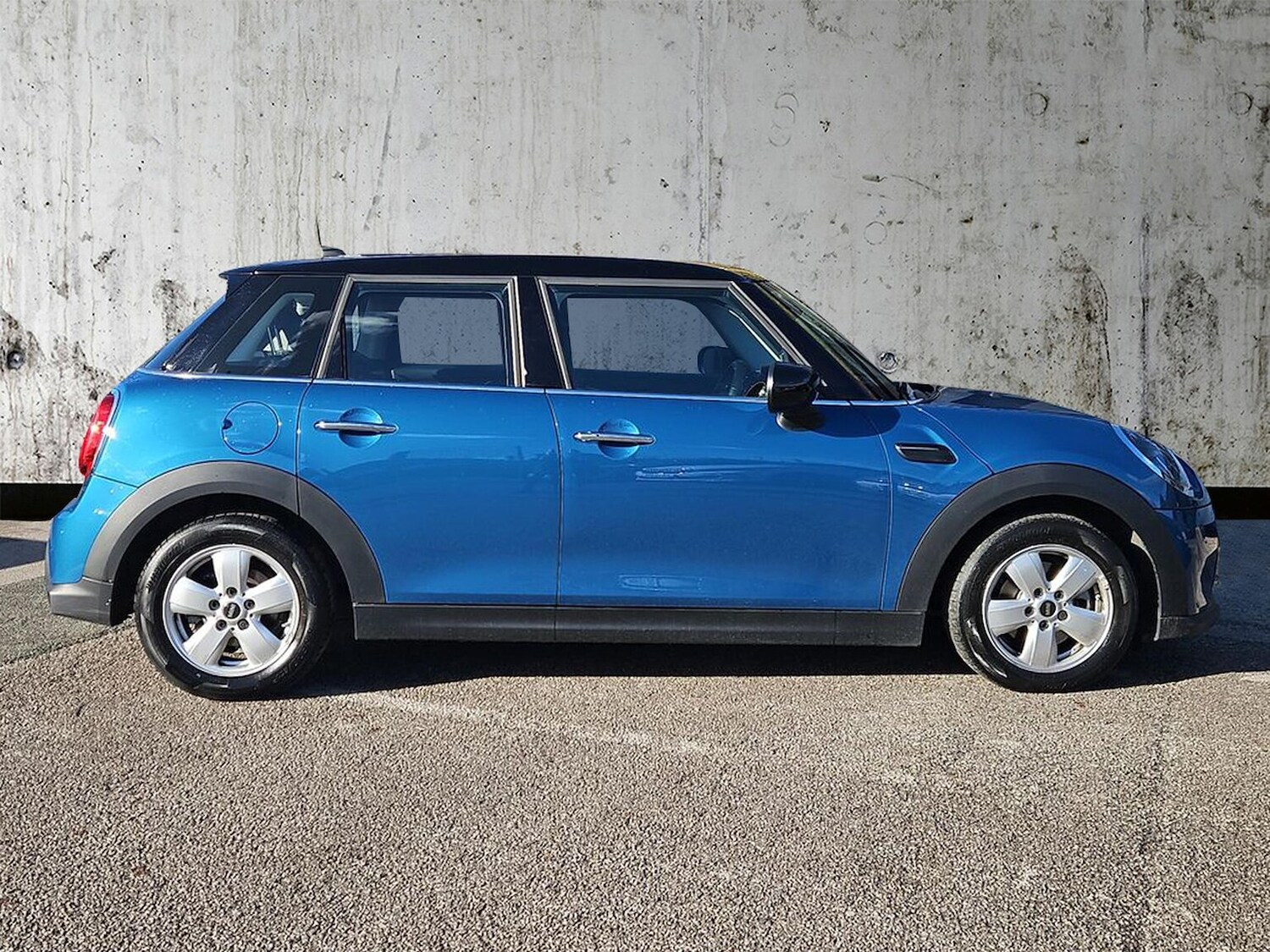 Used MINI Hatch 2022 for sale - 76450539: Photo 3