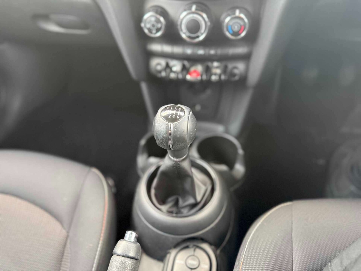 Used MINI Hatch 2019 for sale - 76687372: Photo 15