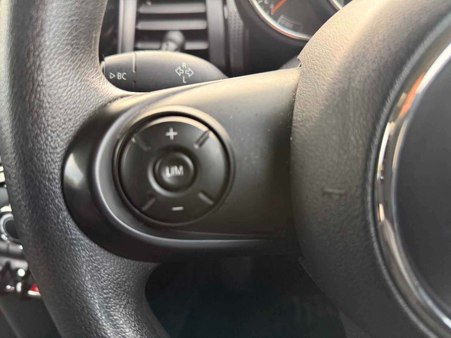 Used MINI Hatch 2019 for sale - 76687372: Photo 20