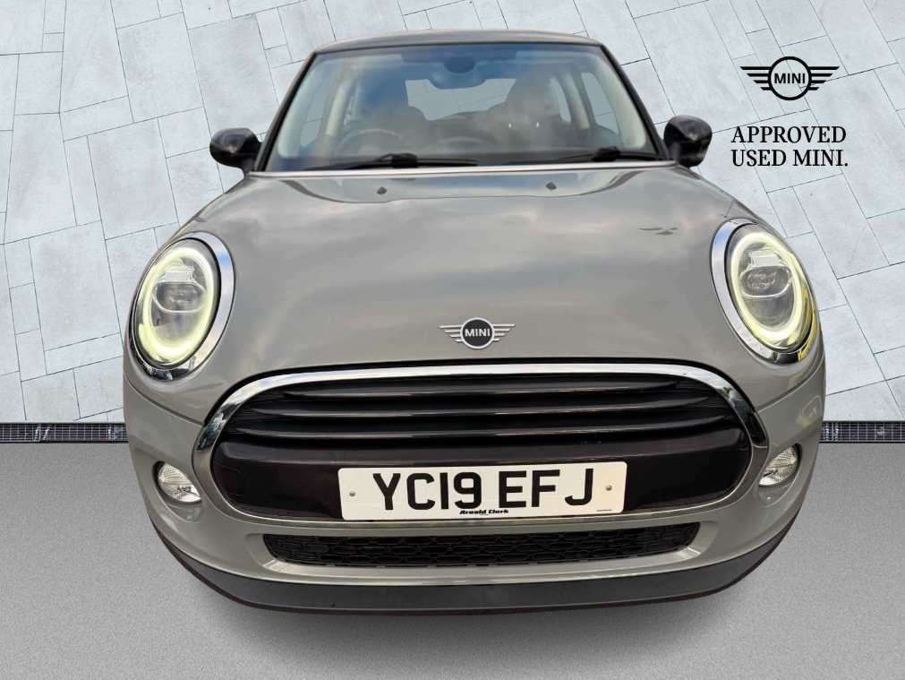 Used MINI Hatch 2019 for sale - 76687372: Photo 3