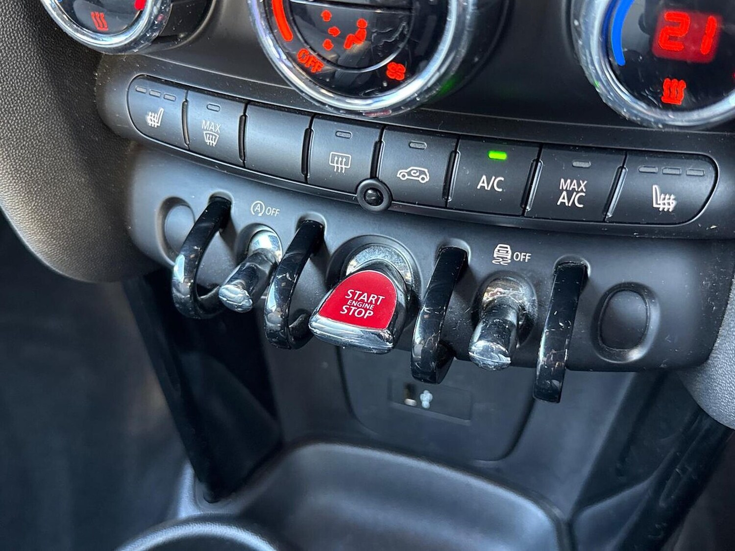 Used MINI Convertible 2019 for sale - 76376821: Photo 22