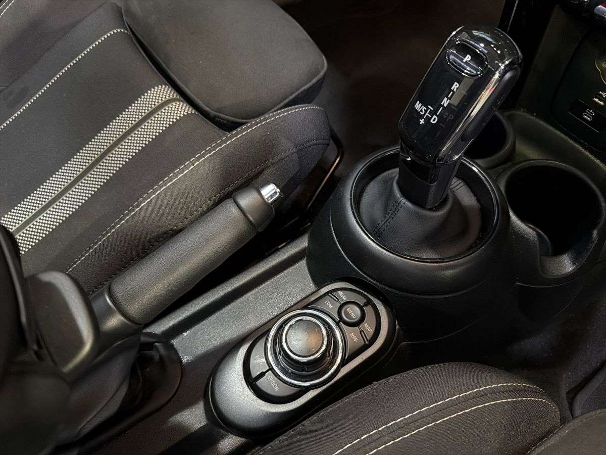 Used MINI Convertible 2024 for sale - 77980076: Photo 13