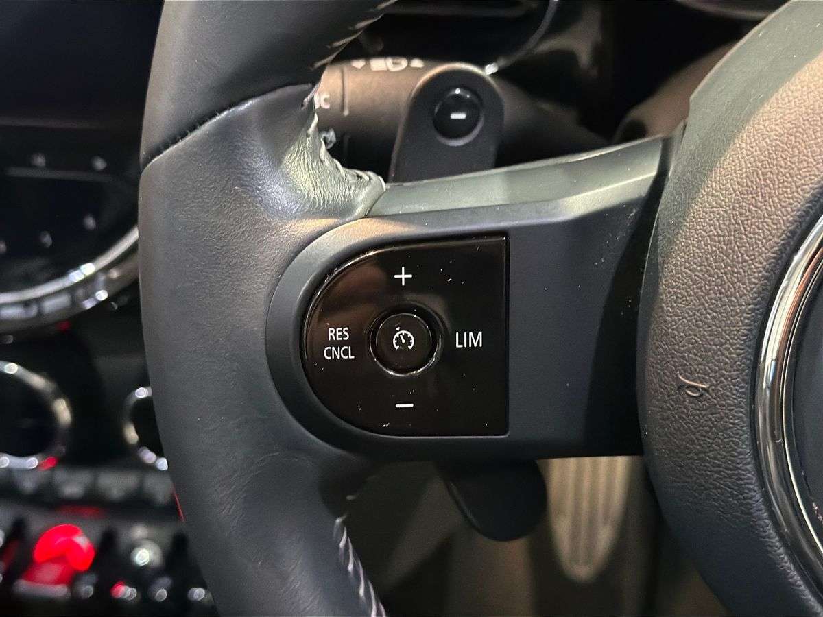 Used MINI Convertible 2024 for sale - 77980076: Photo 25