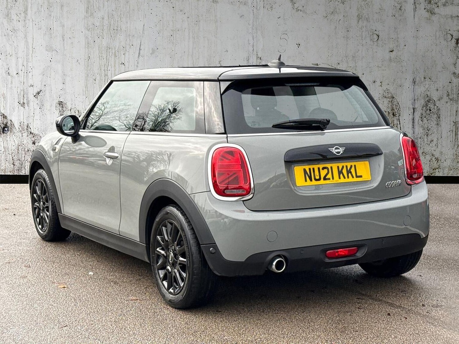 Used MINI Hatch 2021 for sale - 76547679: Photo 2