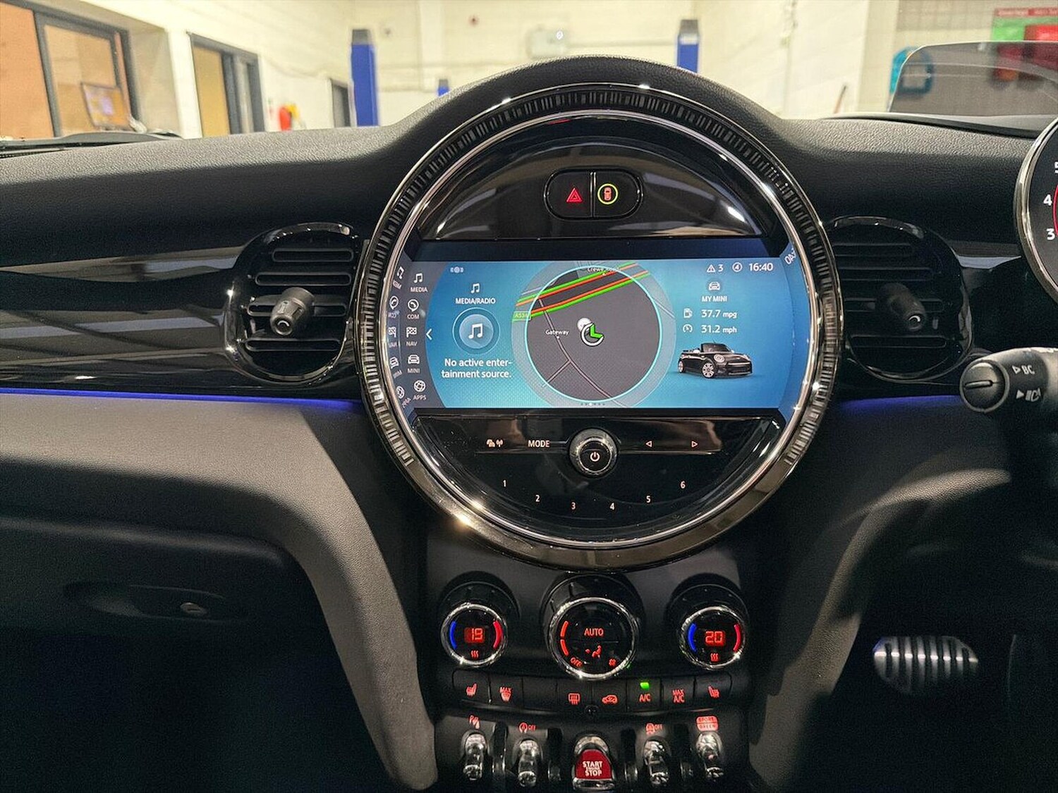 Used MINI Convertible 2024 for sale - 76455257: Photo 11