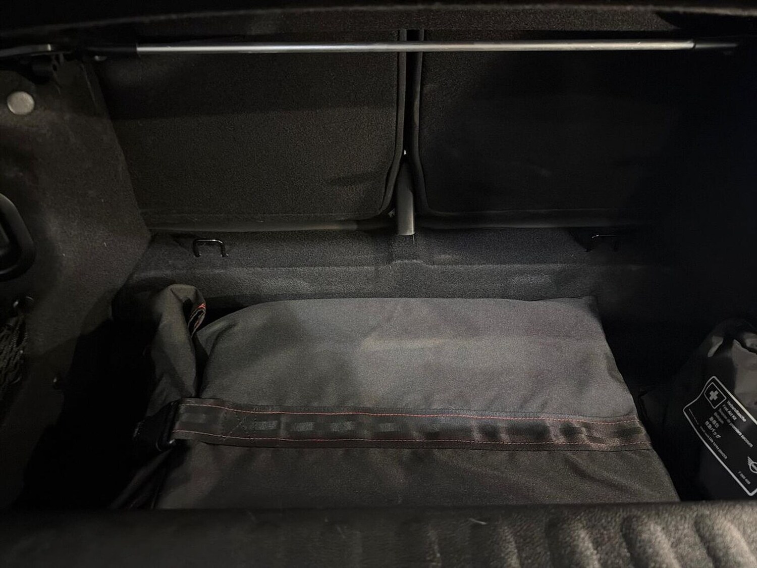 Used MINI Convertible 2024 for sale - 76455257: Photo 17