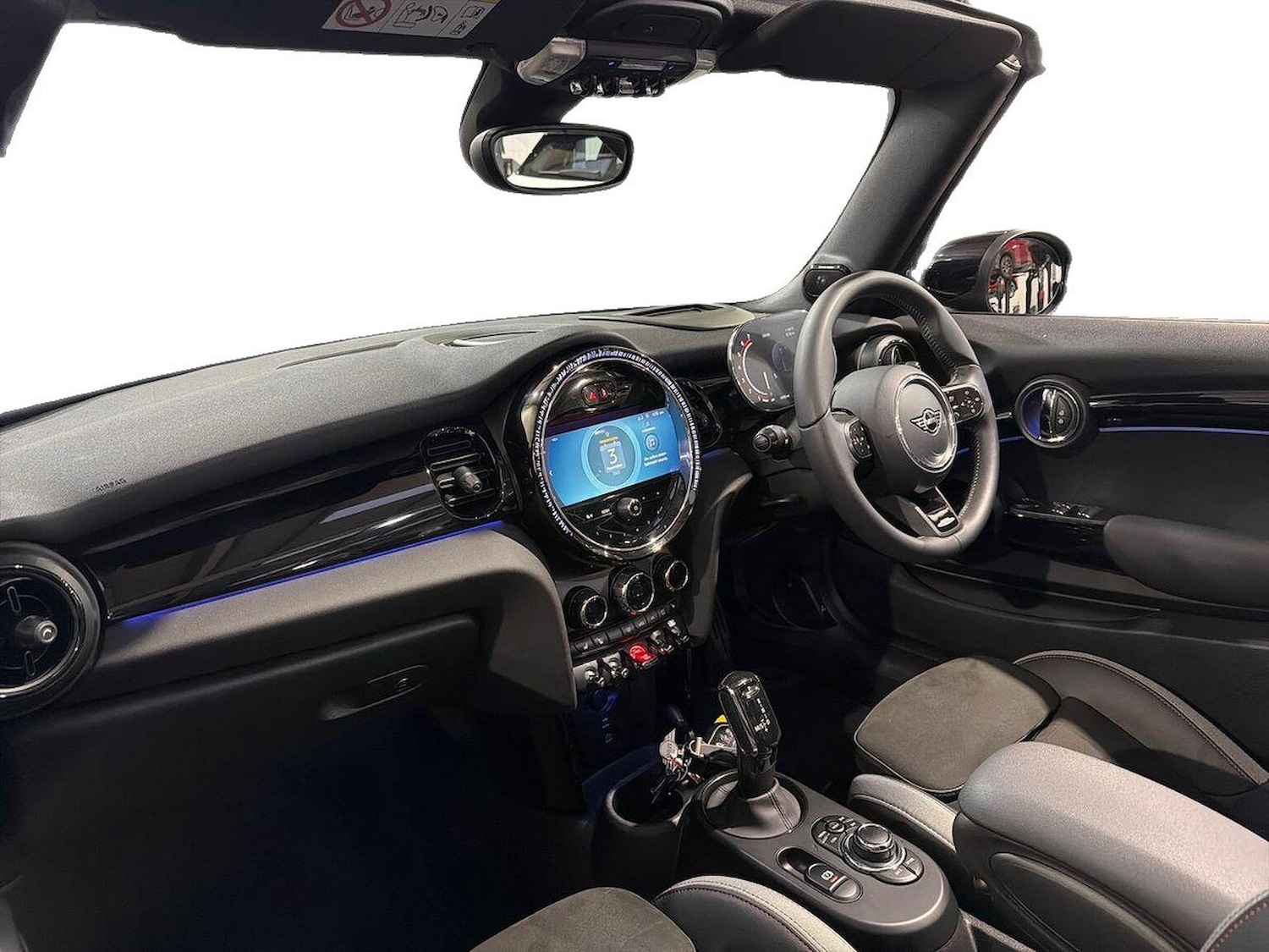 Used MINI Convertible 2024 for sale - 76455257: Photo 7