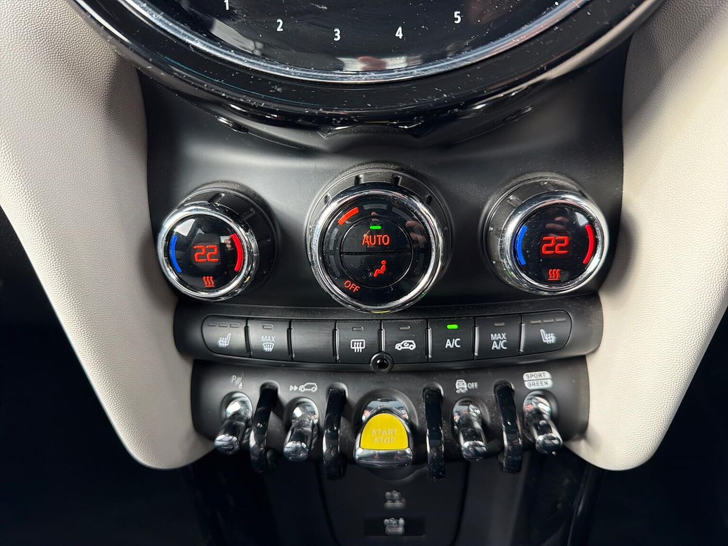 Used MINI Hatch 2021 for sale - 76340640: Photo 12