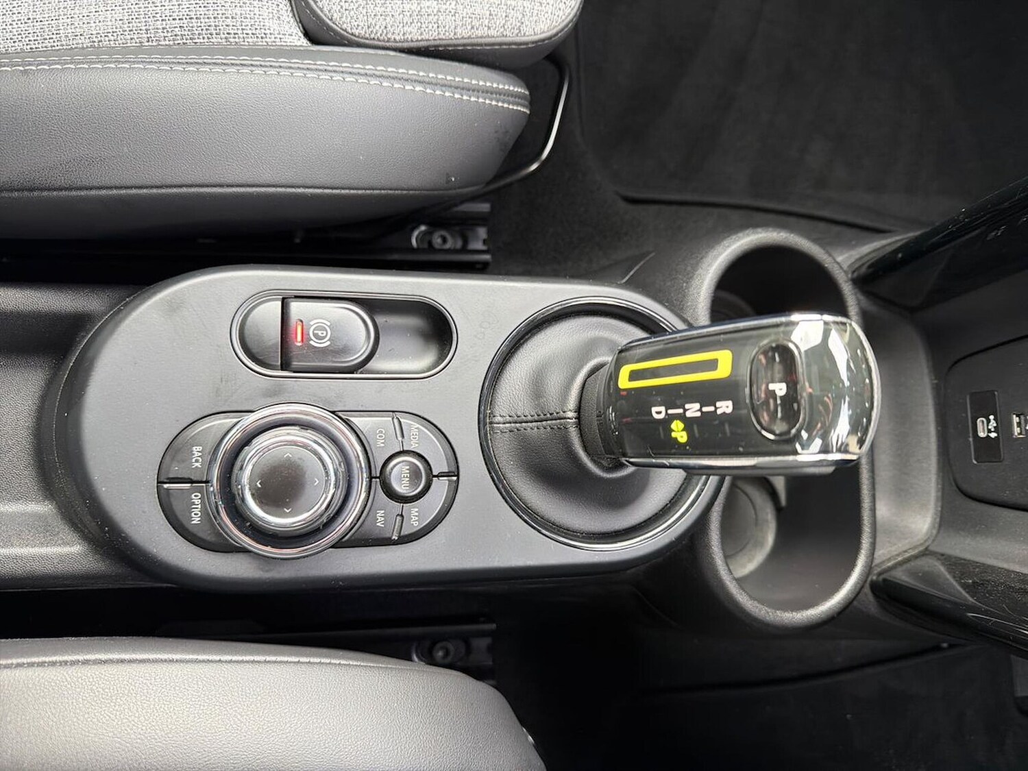 Used MINI Hatch 2021 for sale - 76340640: Photo 23