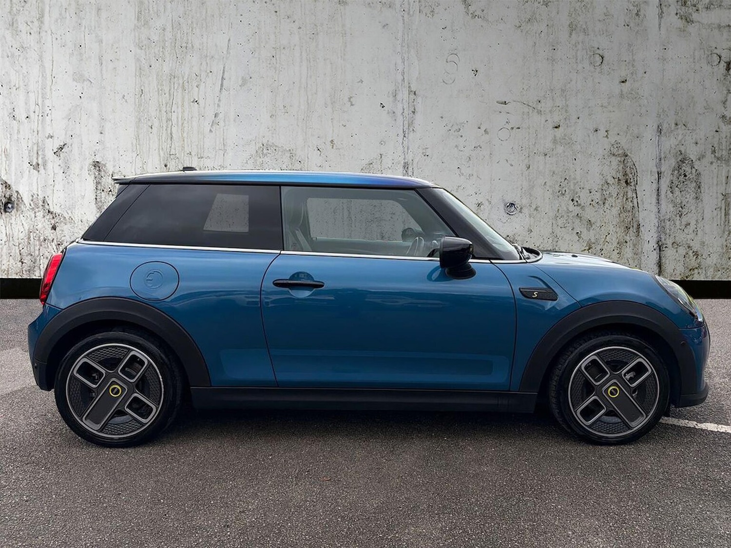 Used MINI Hatch 2021 for sale - 76340640: Photo 3