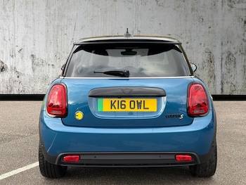 Used MINI Hatch 2021 for sale - 76340640: Photo