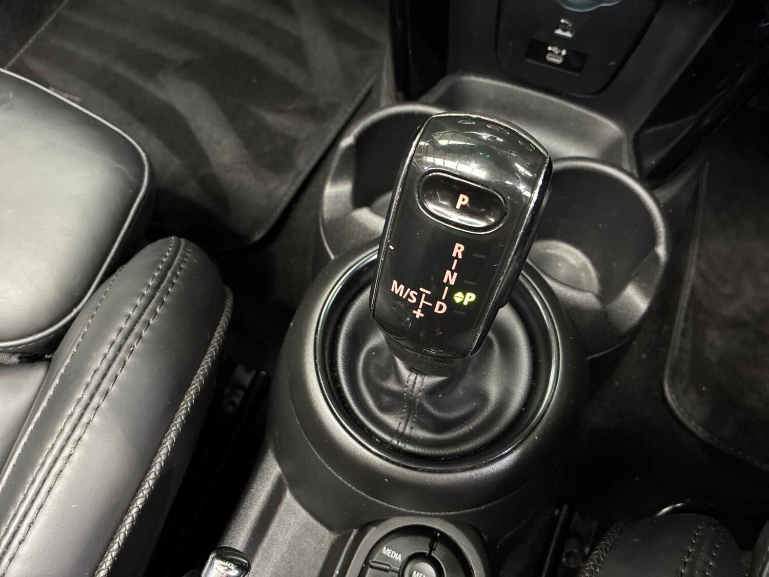 Used MINI Convertible 2022 for sale - 77488501: Photo 13