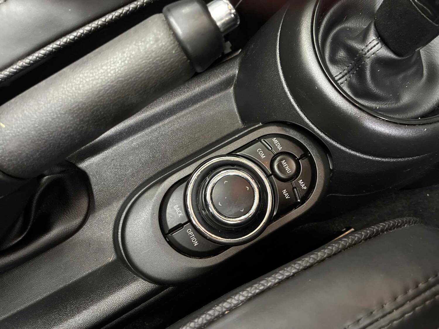 Used MINI Convertible 2022 for sale - 77488501: Photo 22