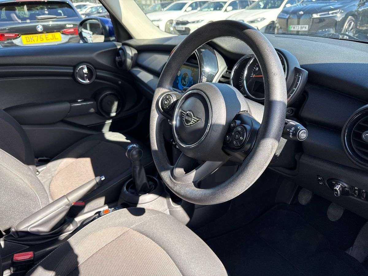 Used MINI Hatch 2019 for sale - 78193684: Photo 15