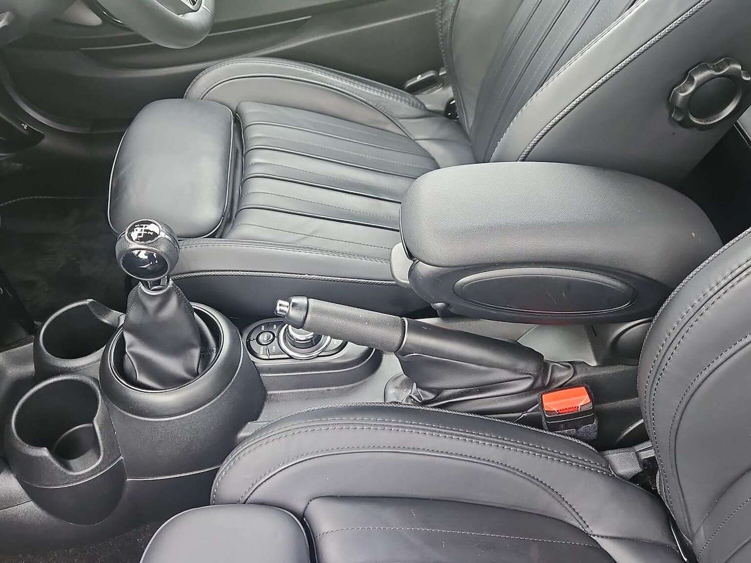 Used MINI Convertible 2021 for sale - 76596247: Photo 22