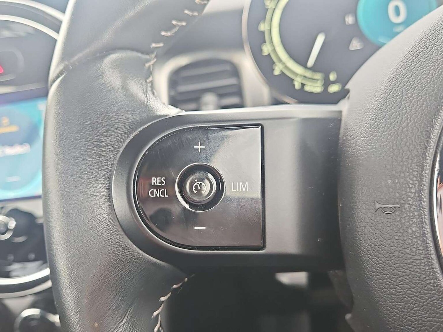 Used MINI Convertible 2021 for sale - 76596247: Photo 25