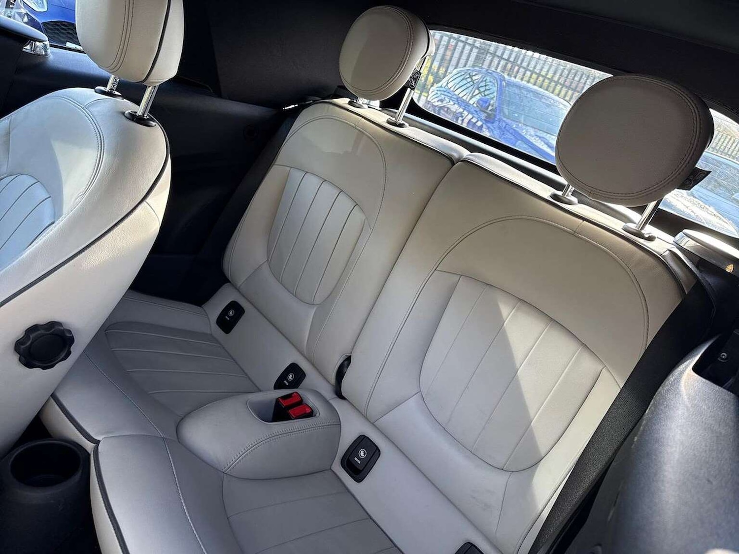 Used MINI Convertible 2019 for sale - 76596332: Photo 16