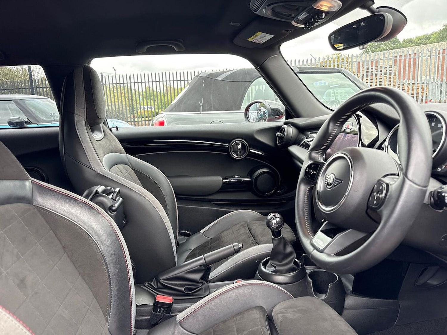 Used MINI Hatch 2021 for sale - 76436563: Photo 22