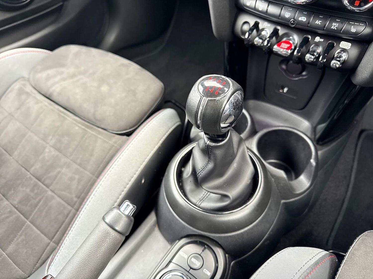 Used MINI Hatch 2021 for sale - 76436563: Photo 24