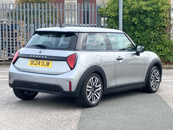 Used MINI Cooper 2024 for sale - 76313851: Photo 18