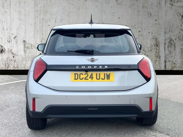 Used MINI Cooper 2024 for sale - 76313851: Photo 4