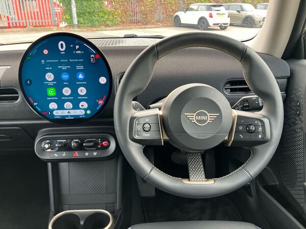 Used MINI Cooper 2024 for sale - 76313851: Photo 9