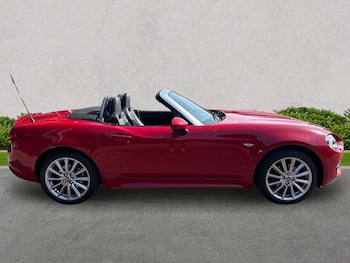 Used Fiat 124 Spider 2018 for sale - 79839434: Photo