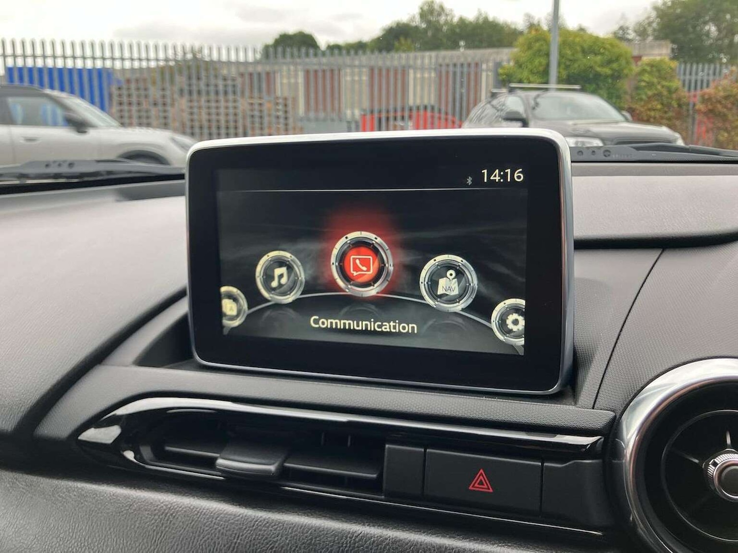 Used Mazda MX-5 2015 for sale - 76643515: Photo 11